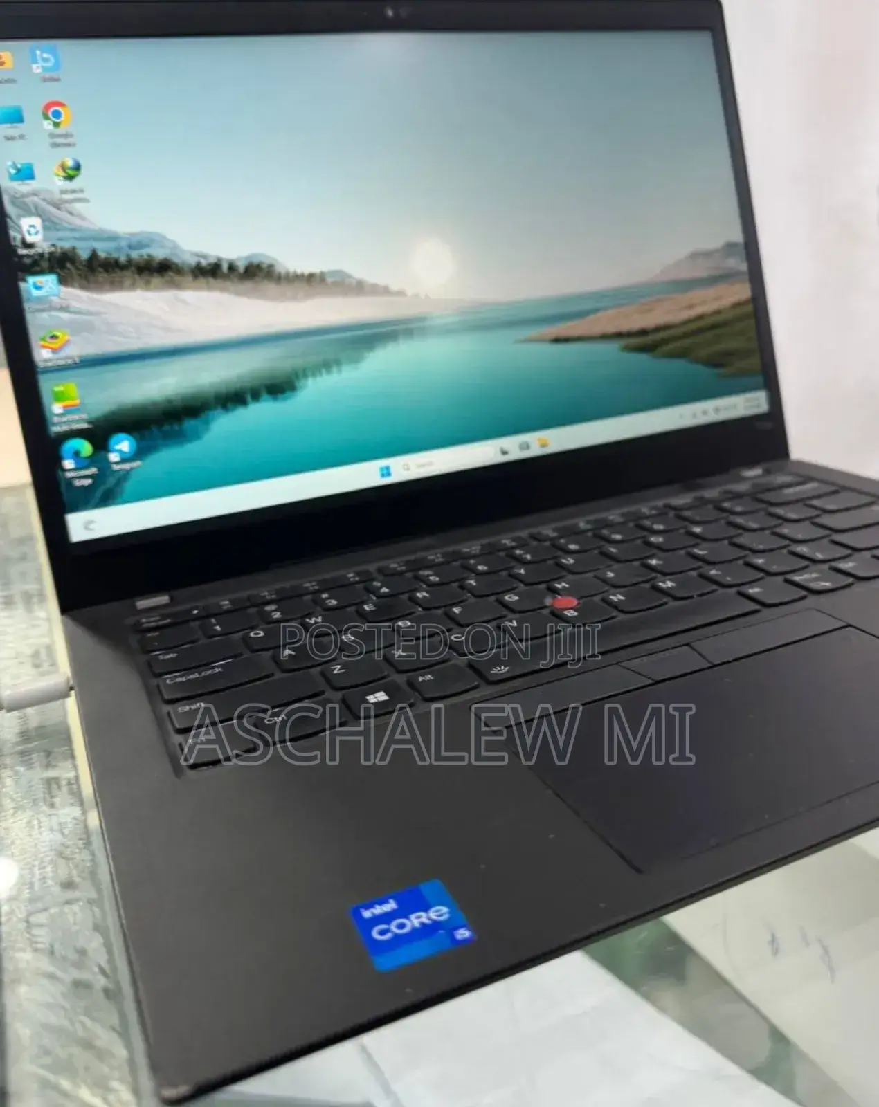 New Laptop Lenovo 8GB Intel Core i5 SSD 512GB