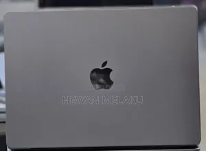 New Laptop Apple MacBook Pro M1 32GB Apple M1 Pro SSD 512GB