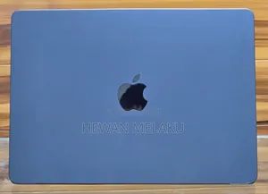 New Laptop Apple MacBook Air 2025 M4 13-inch 16GB Apple M4 SSD 256GB
