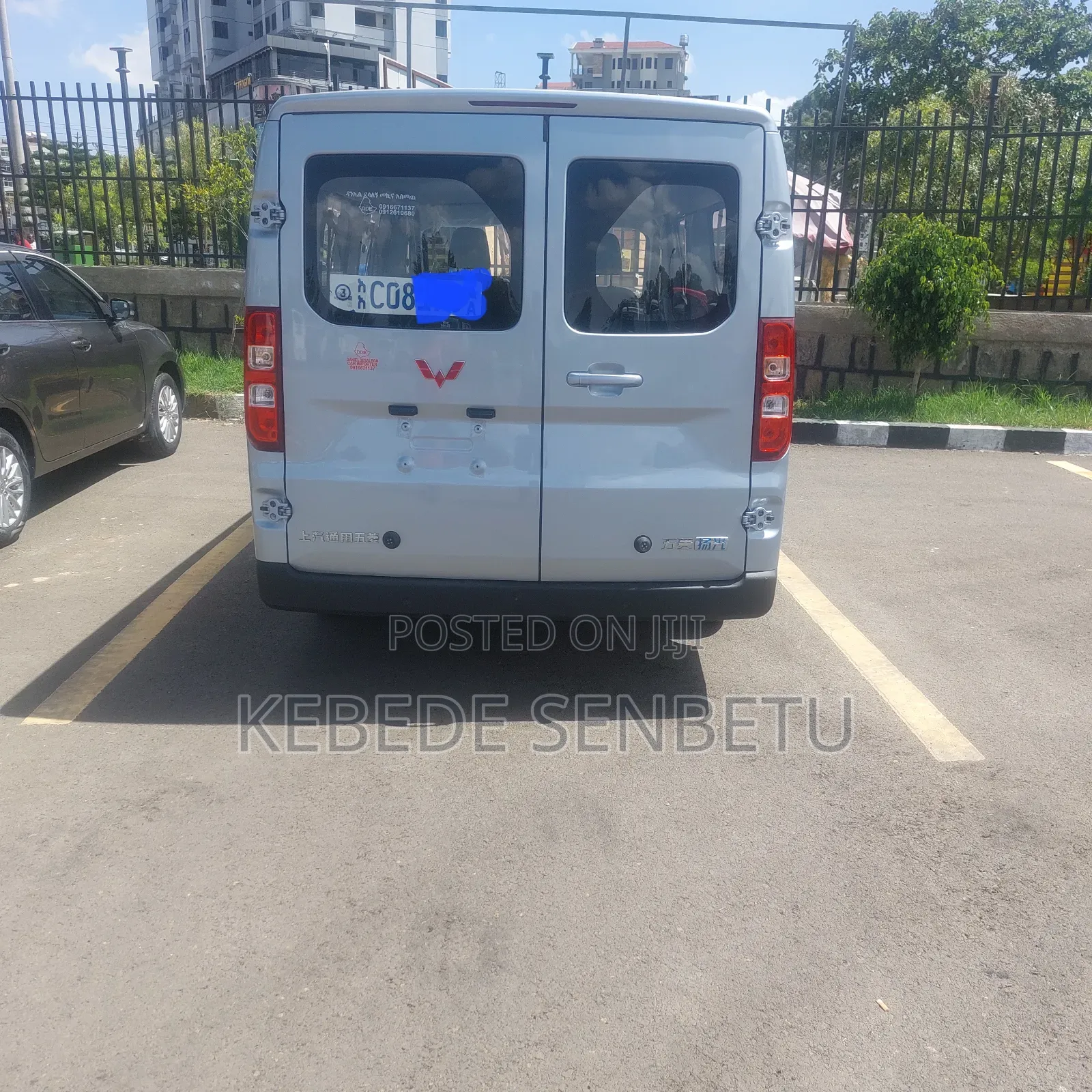 New Wuling GL6460 2025 Silver