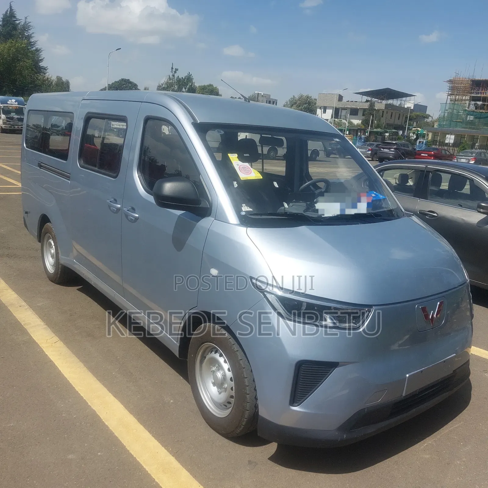 New Wuling GL6460 2025 Silver