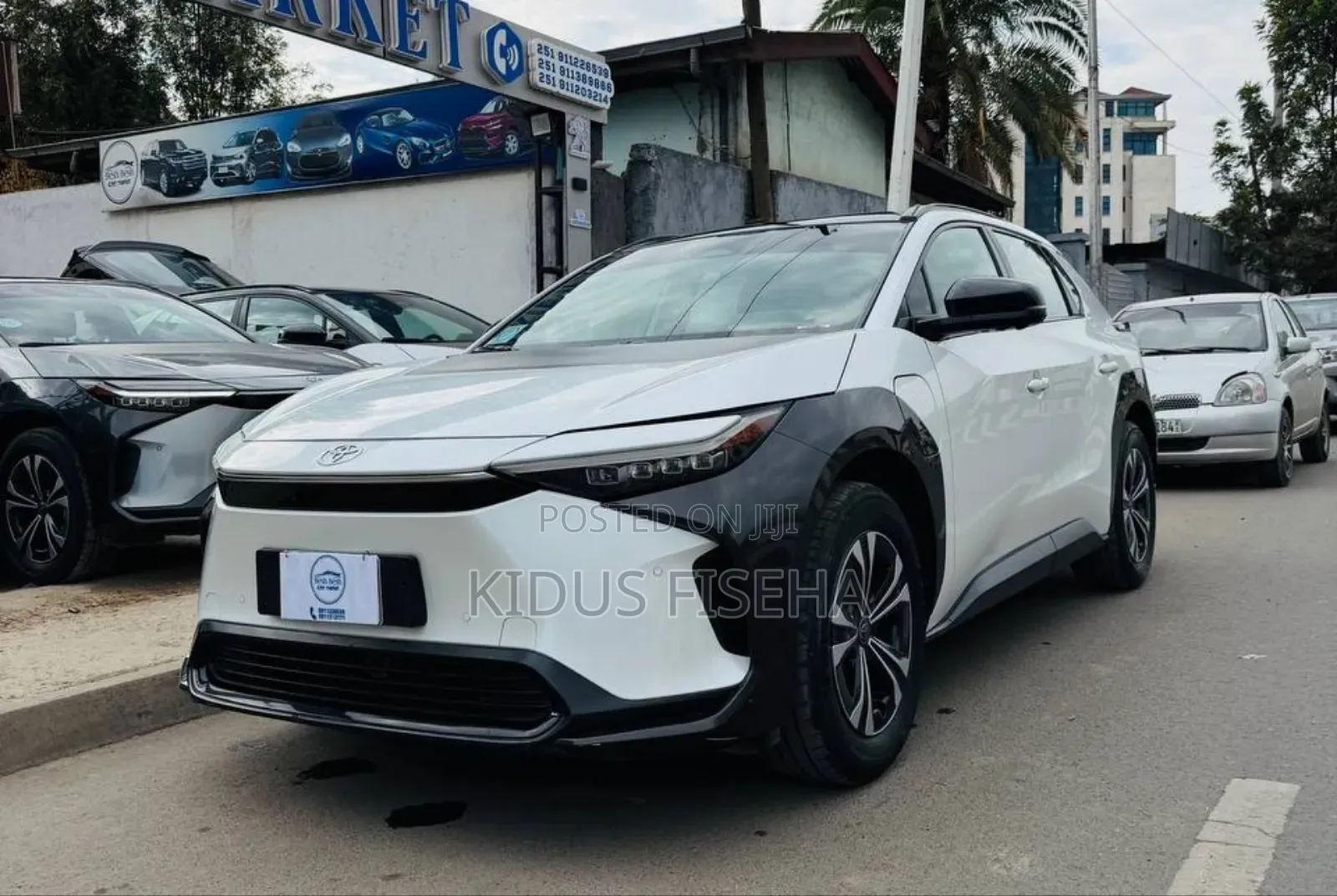 Toyota bZ4X 2023 White