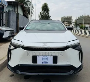 Toyota bZ4X 2023 White
