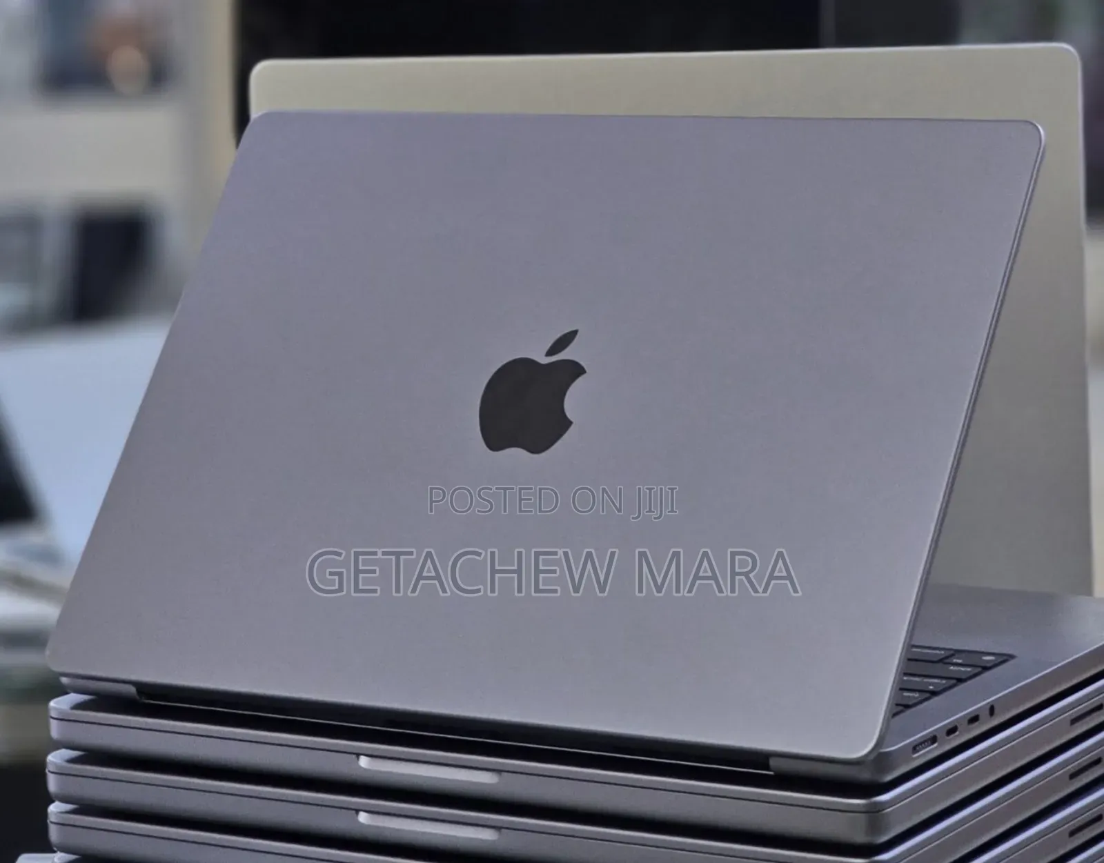 New Laptop Apple MacBook Pro M1 32GB Apple M1 Pro SSD 512GB