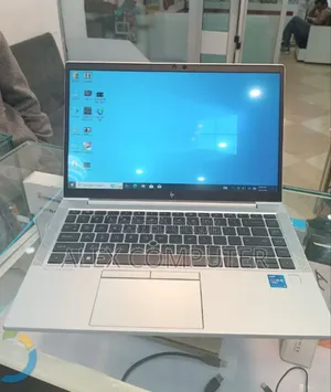 New Laptop HP EliteBook 840 G8 16GB Intel Core i5 SSD 512GB