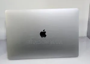 New Laptop Apple MacBook 2018 32GB Intel Core i9 SSD 512GB