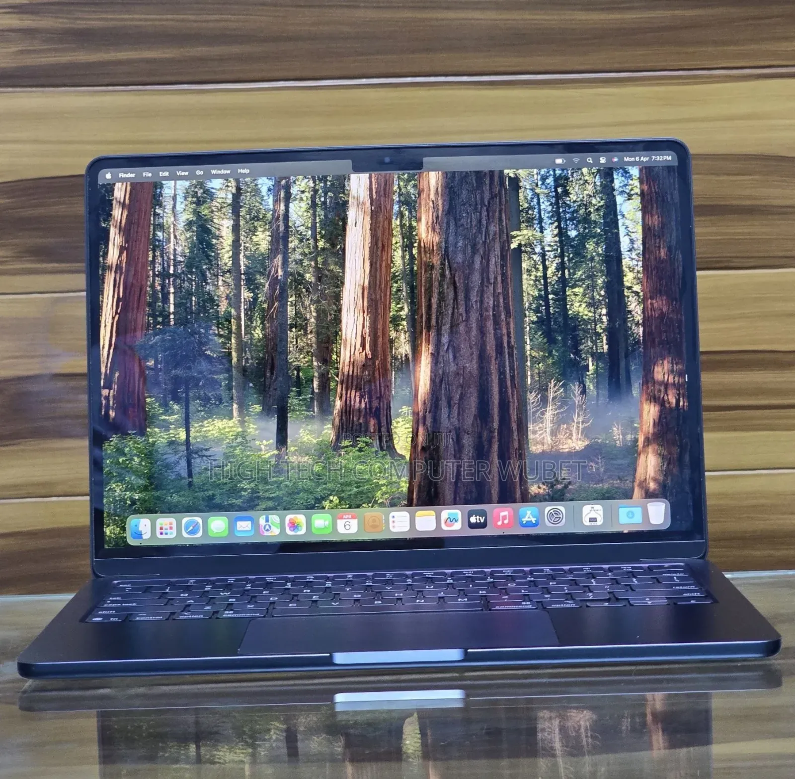 New Laptop Apple MacBook Air 2025 M4 13-inch 16GB Apple M4 SSD 256GB