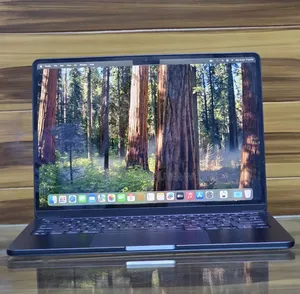 New Laptop Apple MacBook Air 2025 M4 13-inch 16GB Apple M4 SSD 256GB