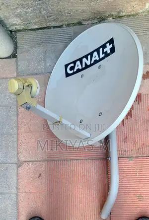 የ Canal + የዲሽ ሰሀን + 15 ሜትር ነጭ ዲሽ ገመድ