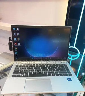 New Laptop HP EliteBook 840 G8 16GB Intel Core i7 SSD 512GB