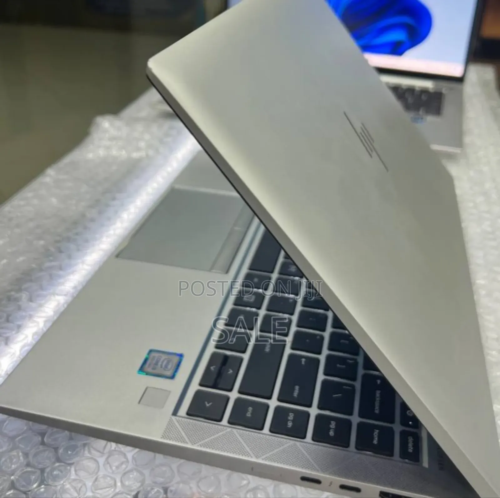 New Laptop HP EliteBook 840 G8 16GB Intel Core i5 SSD 512GB