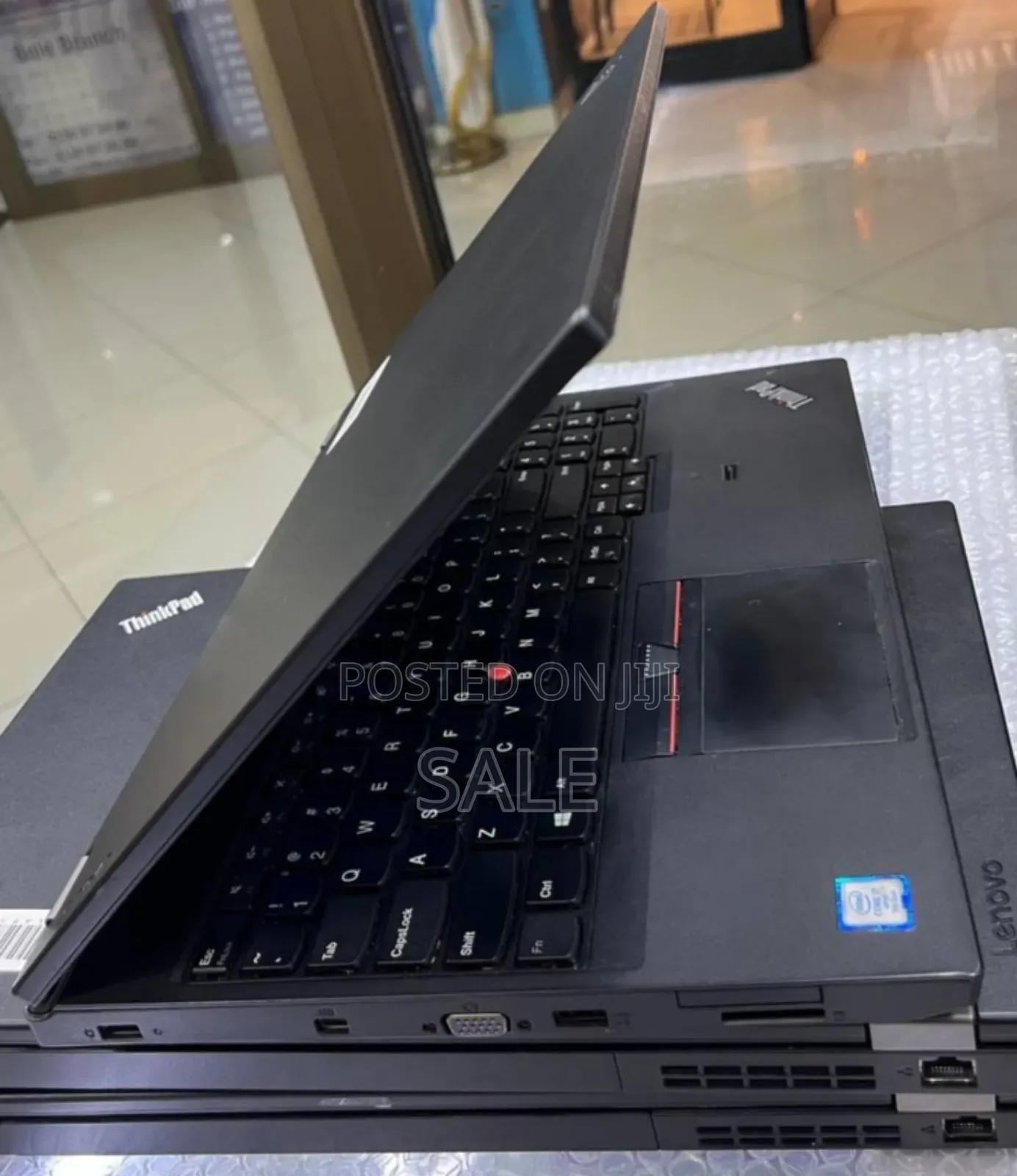 New Laptop Lenovo ThinkPad T570 8GB Intel Core i7 SSD 256GB