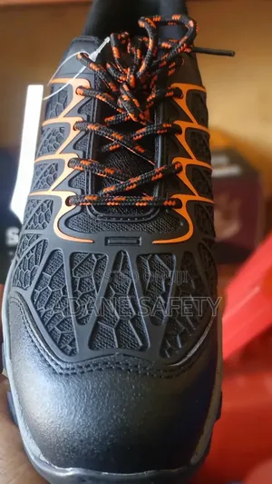 Finder Safety Shoe ፋይንደር ሴፍቲ ጫማ热