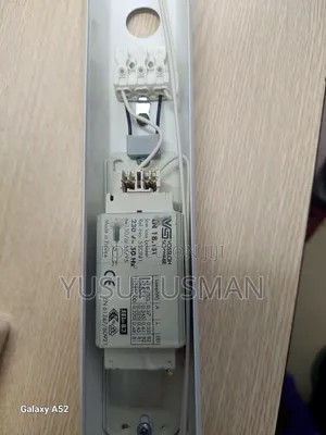 1*18 Fitting Holder የአምፖል አቃፊ