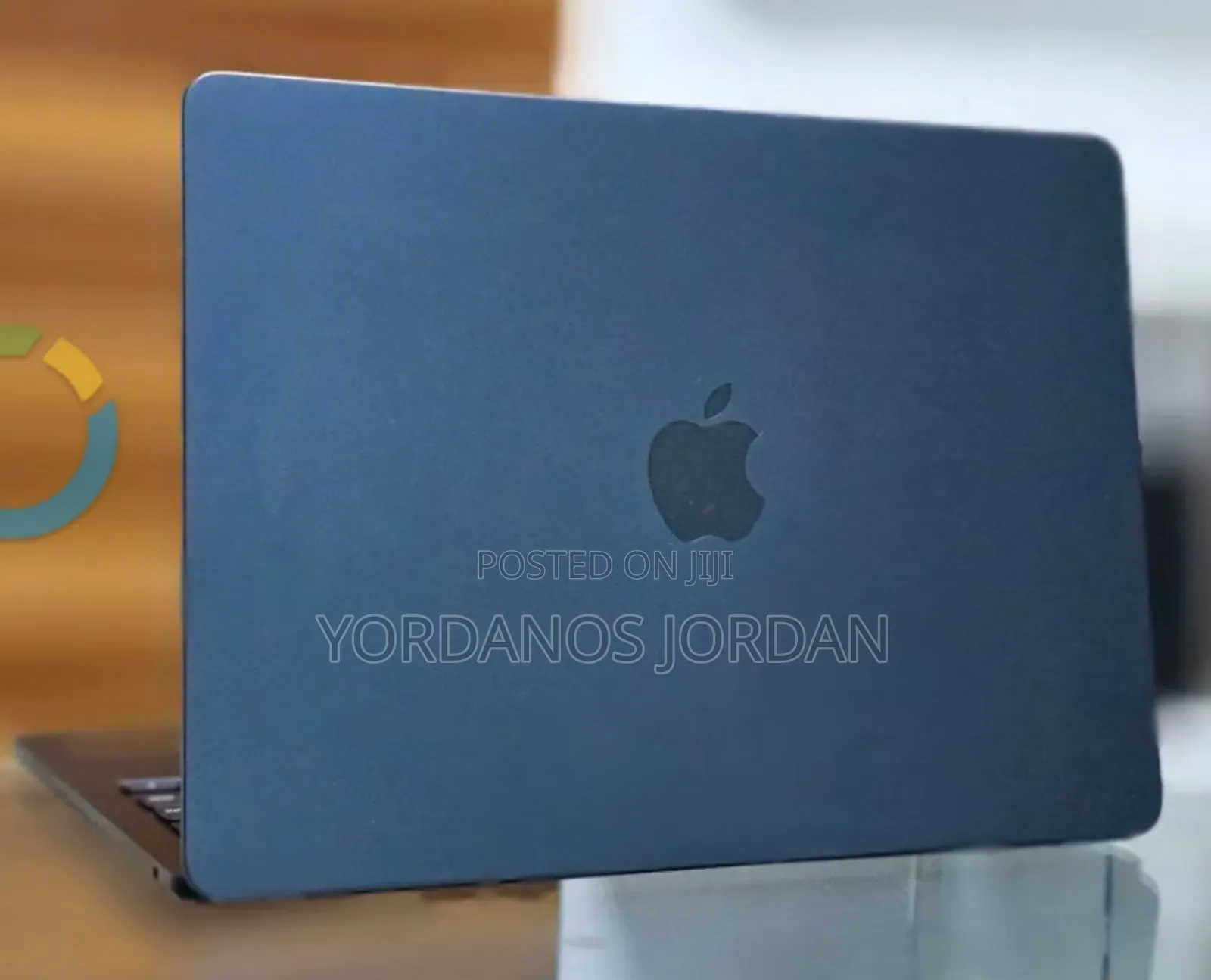 New Laptop Apple MacBook Air 2025 M4 13-inch 16GB Apple M4 SSD 256GB