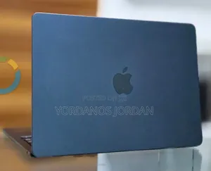 New Laptop Apple MacBook Air 2025 M4 13-inch 16GB Apple M4 SSD 256GB