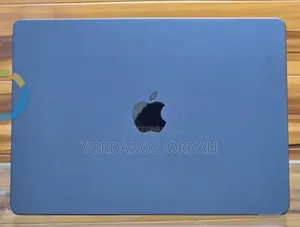 New Laptop Apple MacBook Air 2025 M4 13-inch 16GB Apple M4 SSD 256GB