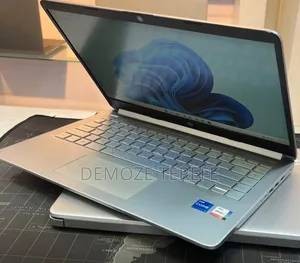 New Laptop HP Stream Notebook 16GB Intel Core i5 SSD 512GB