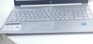 New Laptop HP 8GB Intel Core 3 SSD 256GB