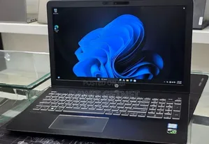 New Laptop HP Pavilion 15 16GB Intel Core i7 SSD 256GB