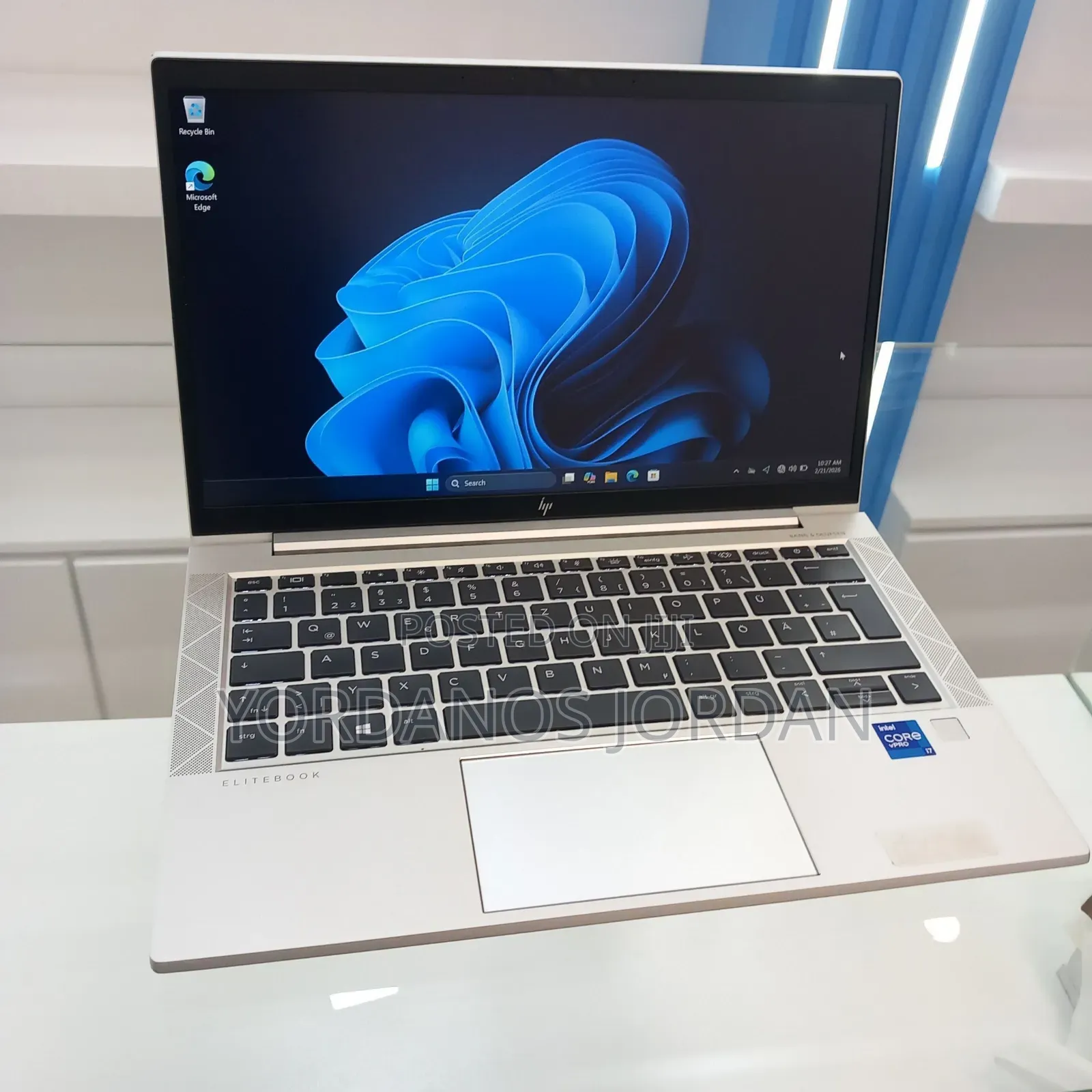 New Laptop HP EliteBook 830 G8 16GB Intel Core i7 SSD 512GB