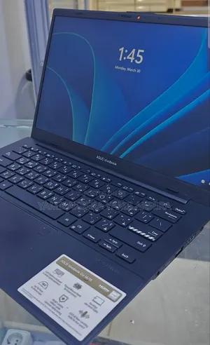 New Laptop Asus 8GB AMD Ryzen 5 SSD 512GB