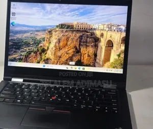 New Laptop Lenovo ThinkPad X390 Yoga 8GB Intel Core i7 SSD 128GB