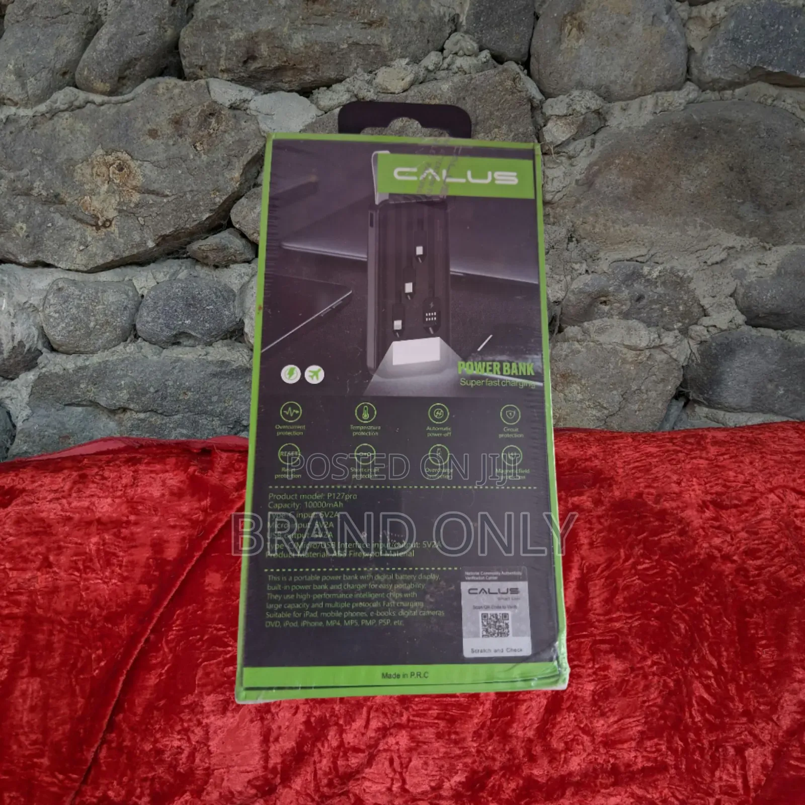 Built-in Cables for a Tangle-Free Life