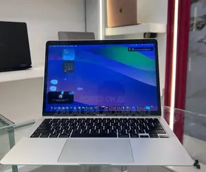 New Laptop Apple MacBook Air 2020 M1 8GB Apple M1 SSD 256GB