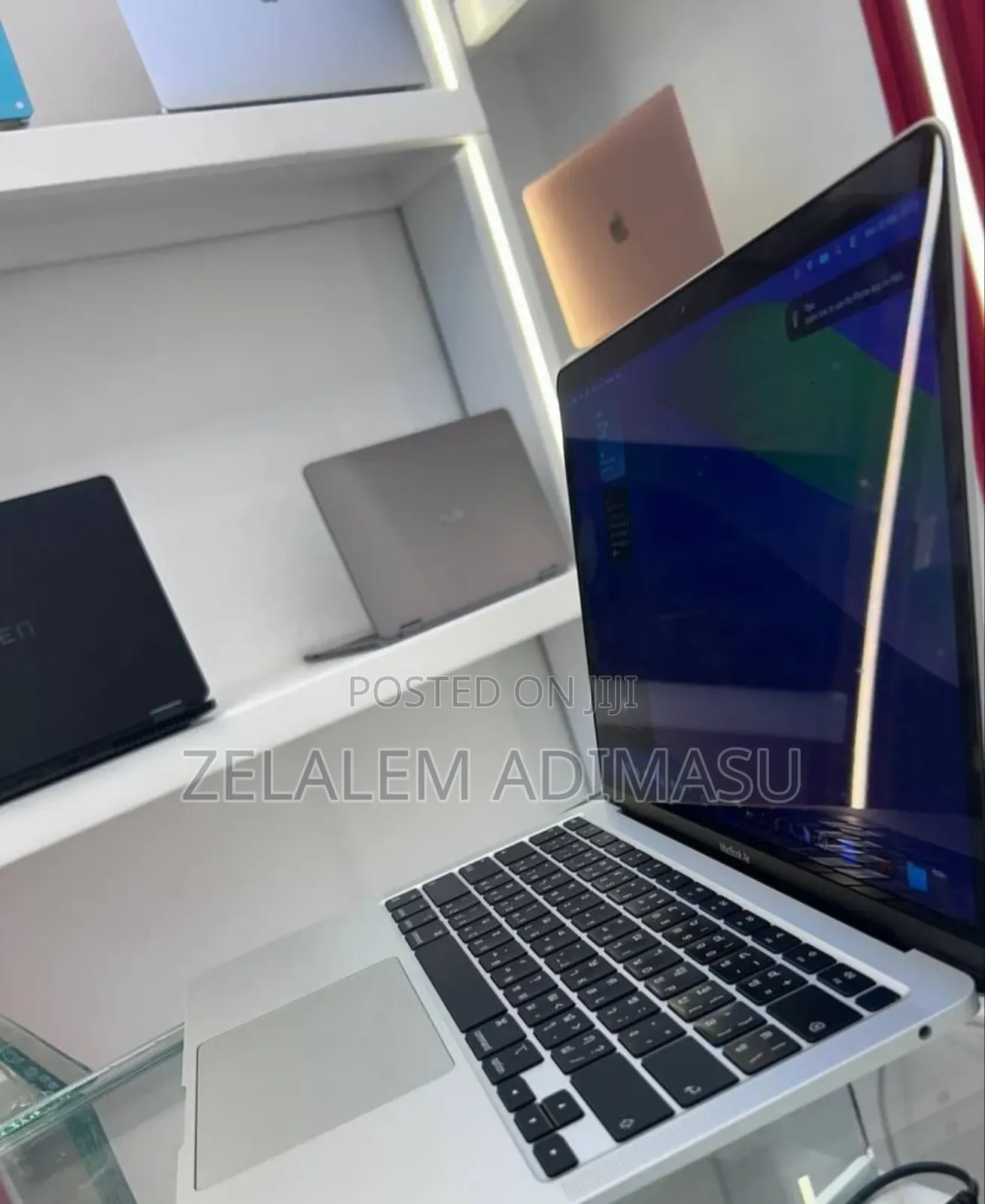 New Laptop Apple MacBook Air 2020 M1 8GB Apple M1 SSD 256GB
