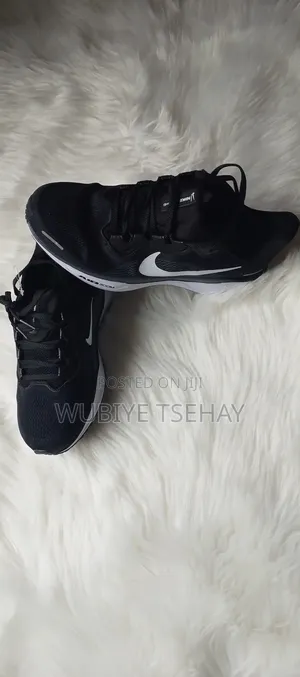 Nike Men Shoe