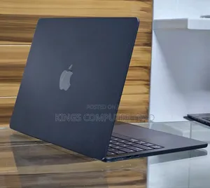 New Laptop Apple MacBook Air 2025 M4 13-inch 16GB Apple M4 SSD 256GB