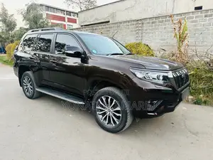 Toyota Land Cruiser Prado 2023 Brown