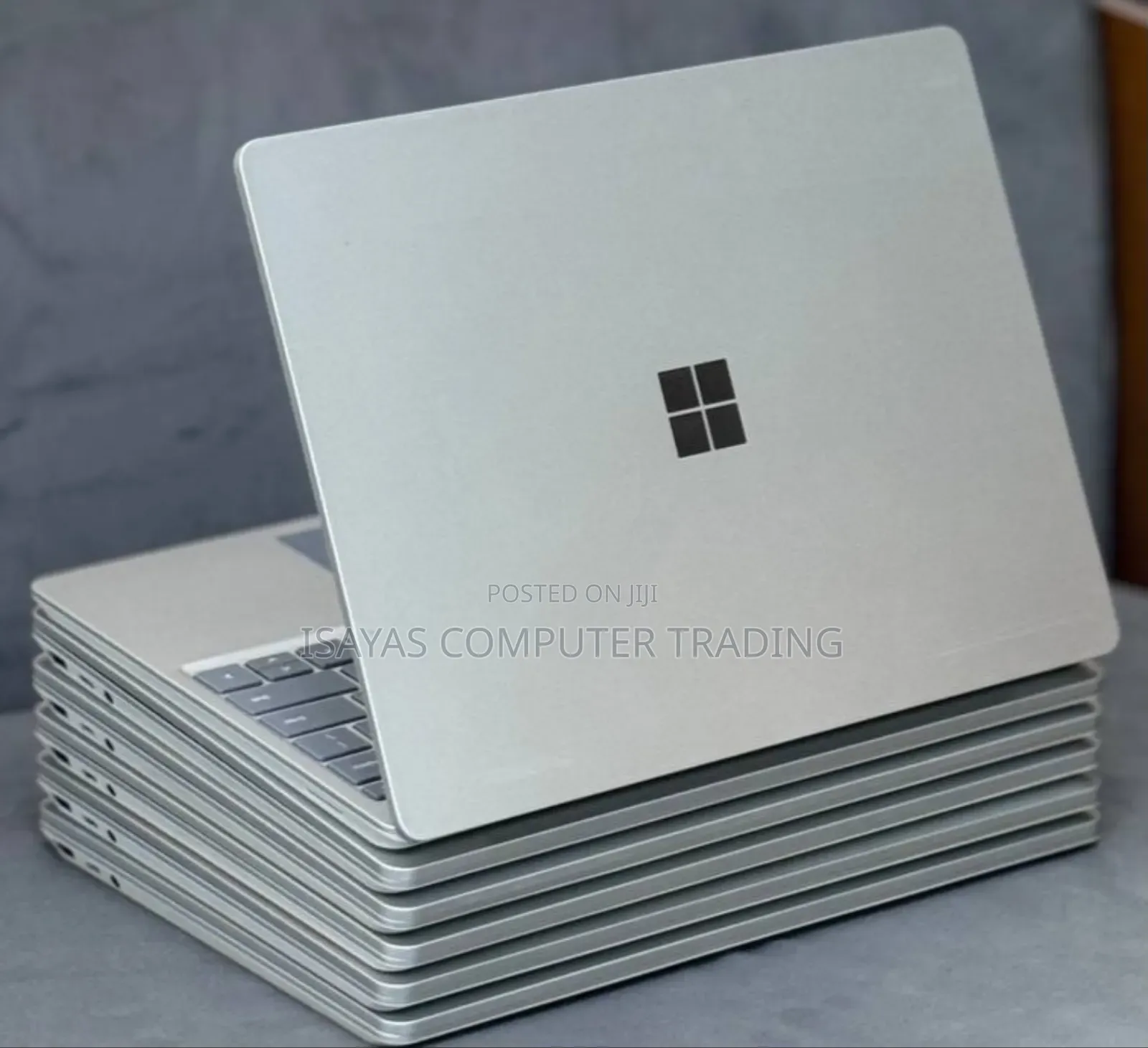 New Laptop Microsoft Surface 16GB Intel Core i5 SSD 256GB