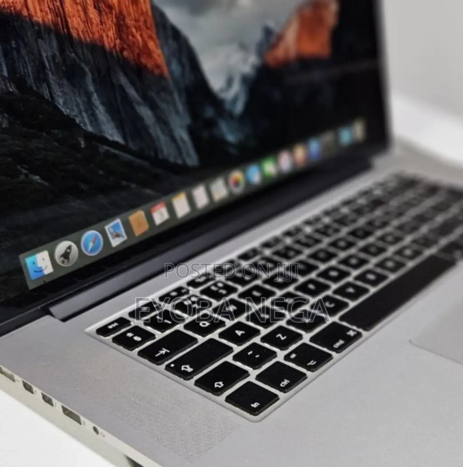 Laptop Apple MacBook Pro 2015 16GB Intel Core i7 SSD 256GB