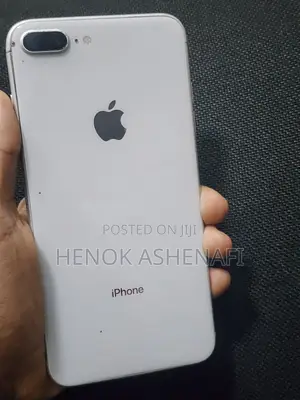 Apple iPhone 8 Plus 64 GB White