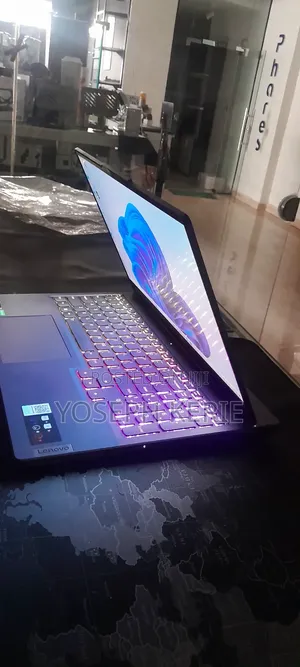 New Laptop Lenovo Legion 5 16GB AMD Ryzen 7 SSD 512GB