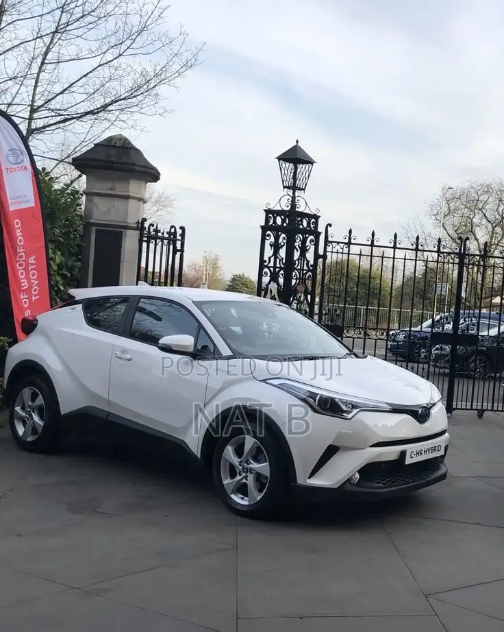Toyota C-HR LE FWD 2020 White