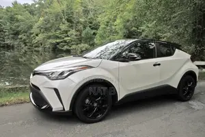 Toyota C-HR LE FWD 2020 White