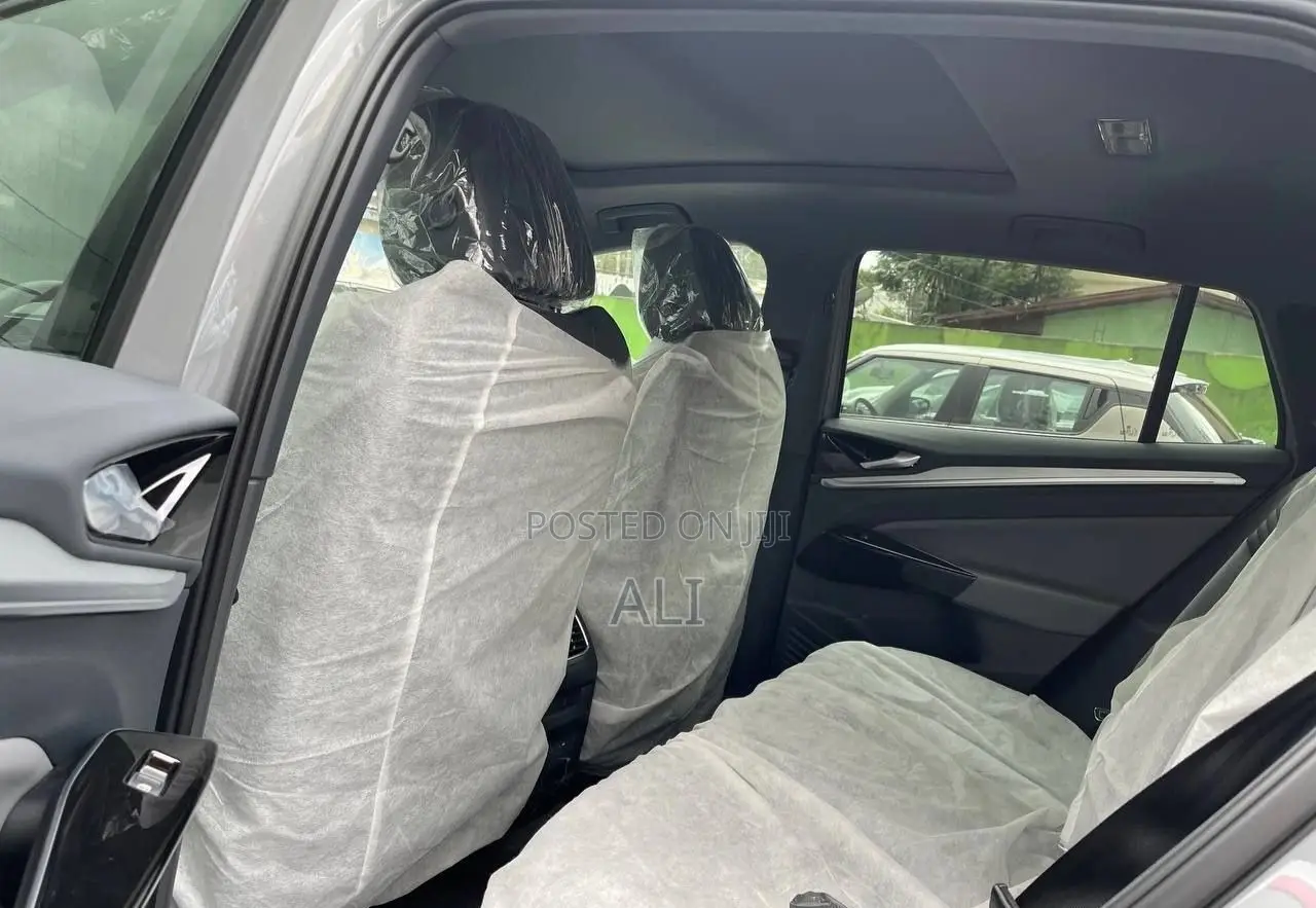 New Volkswagen ID.4 S 2023 Gray