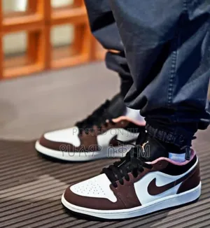 Nike Air Jordan 1 Low Se 'Mocha Brown' Men's Shoes