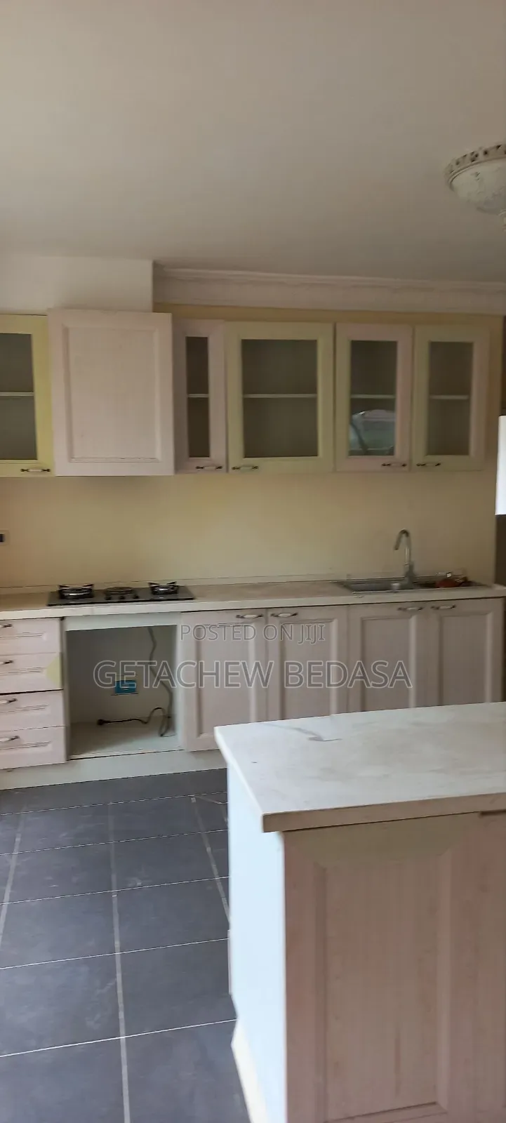 Furnished 5bdrm House in Ccd, Oromia-Finfinne for sale