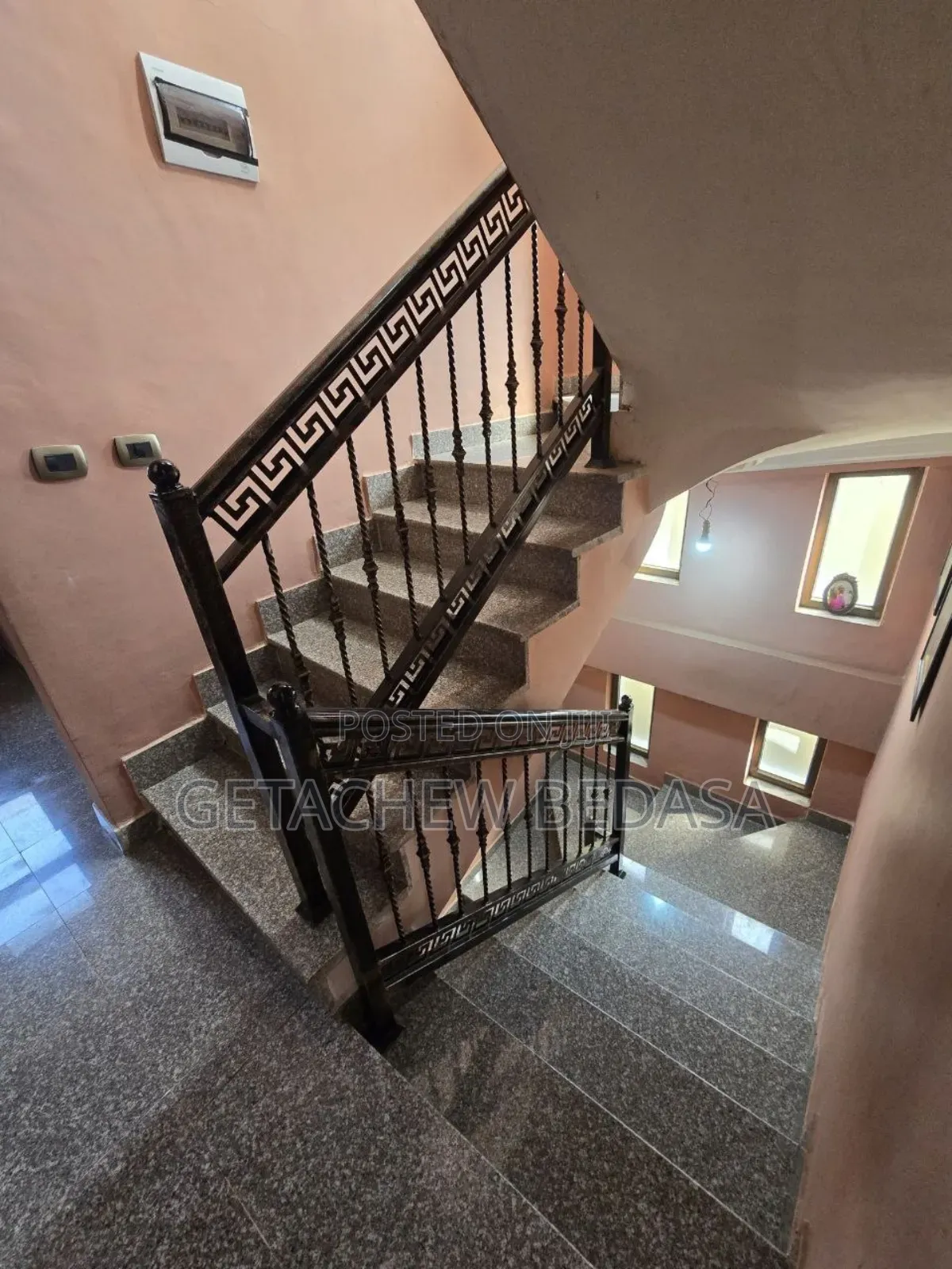 Furnished 5bdrm House in Oromia-Finfinne for sale