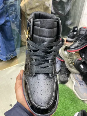 ኦሪጅናል Nike Air Jordan 1 Retro