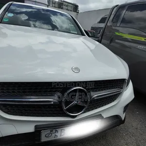 Mercedes-Benz GLC-Class 2018 White