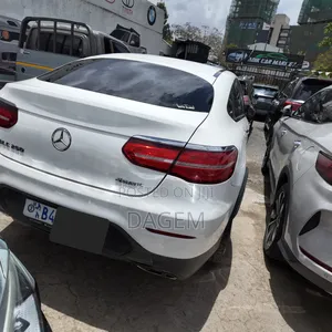 Mercedes-Benz GLC-Class 2018 White