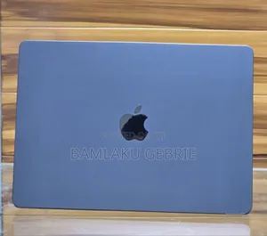 New Laptop Apple MacBook Air 2025 M4 13-inch 16GB Apple M4 SSD 256GB