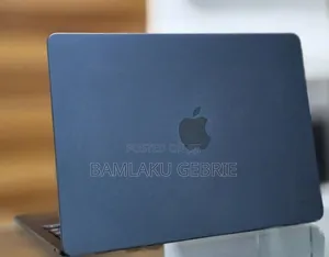 New Laptop Apple MacBook Air 2025 M4 13-inch 16GB Apple M4 SSD 256GB