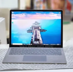 New Laptop Microsoft Surface 8GB Intel Core i5 SSD 512GB
