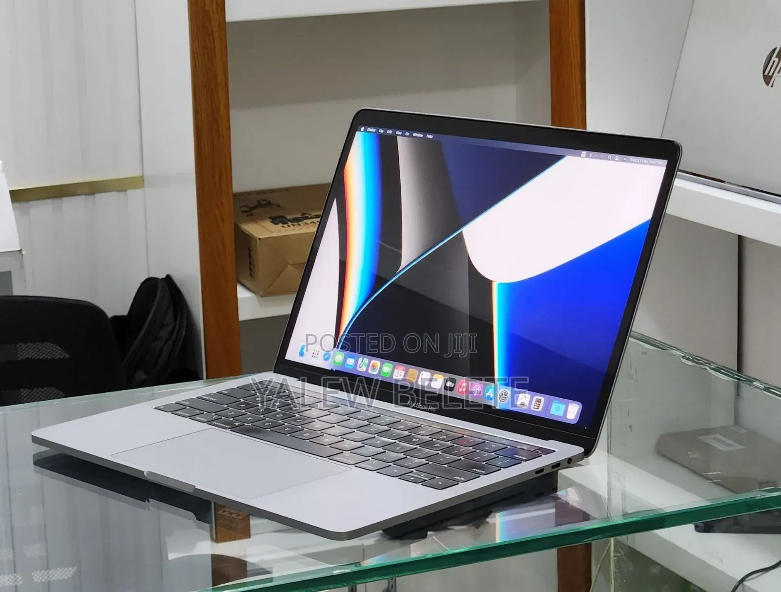 New Laptop Apple MacBook Pro 2019 16GB Intel Core i7 SSD 1T